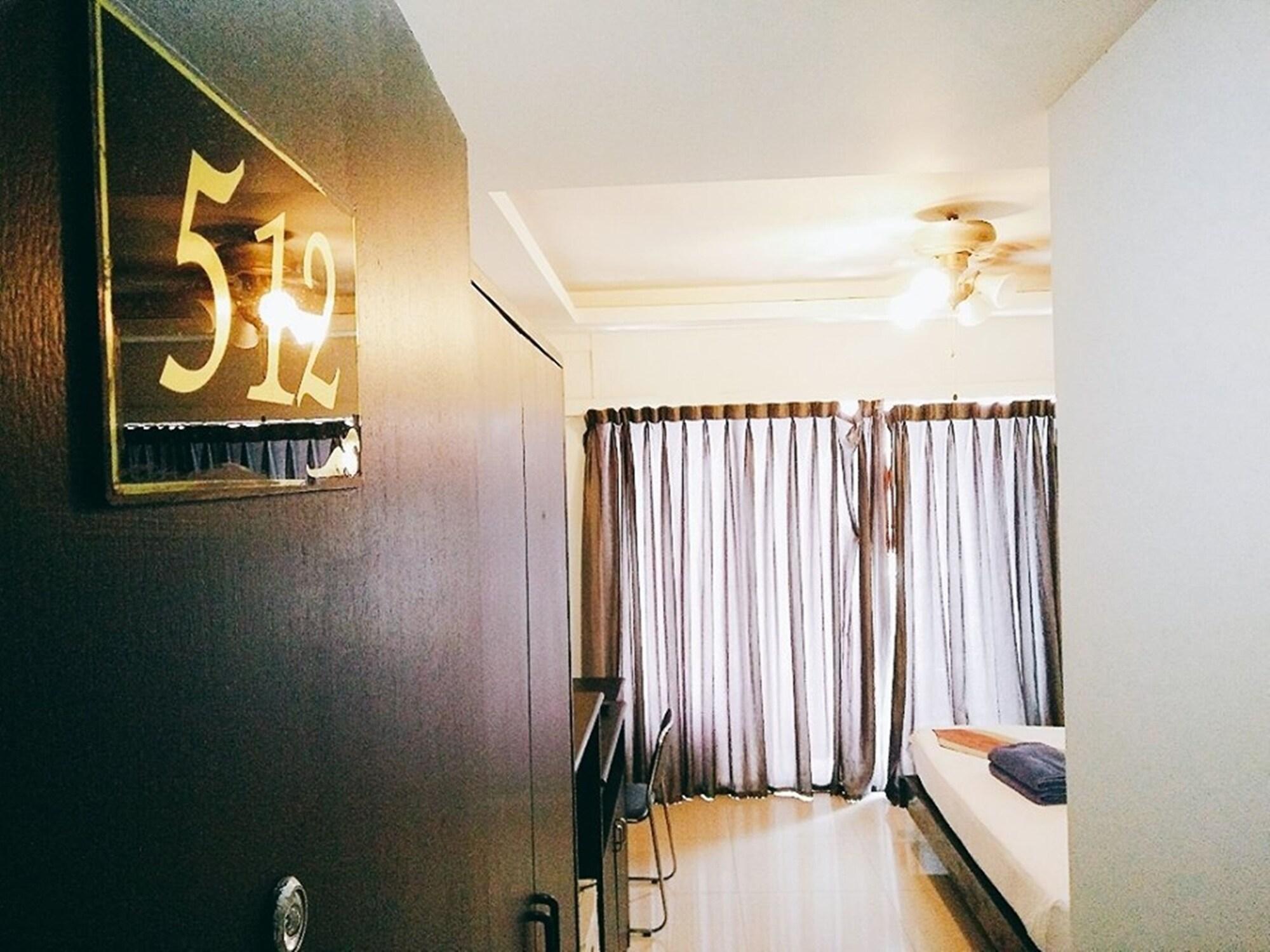 Boomerang Inn Phuket Exterior photo